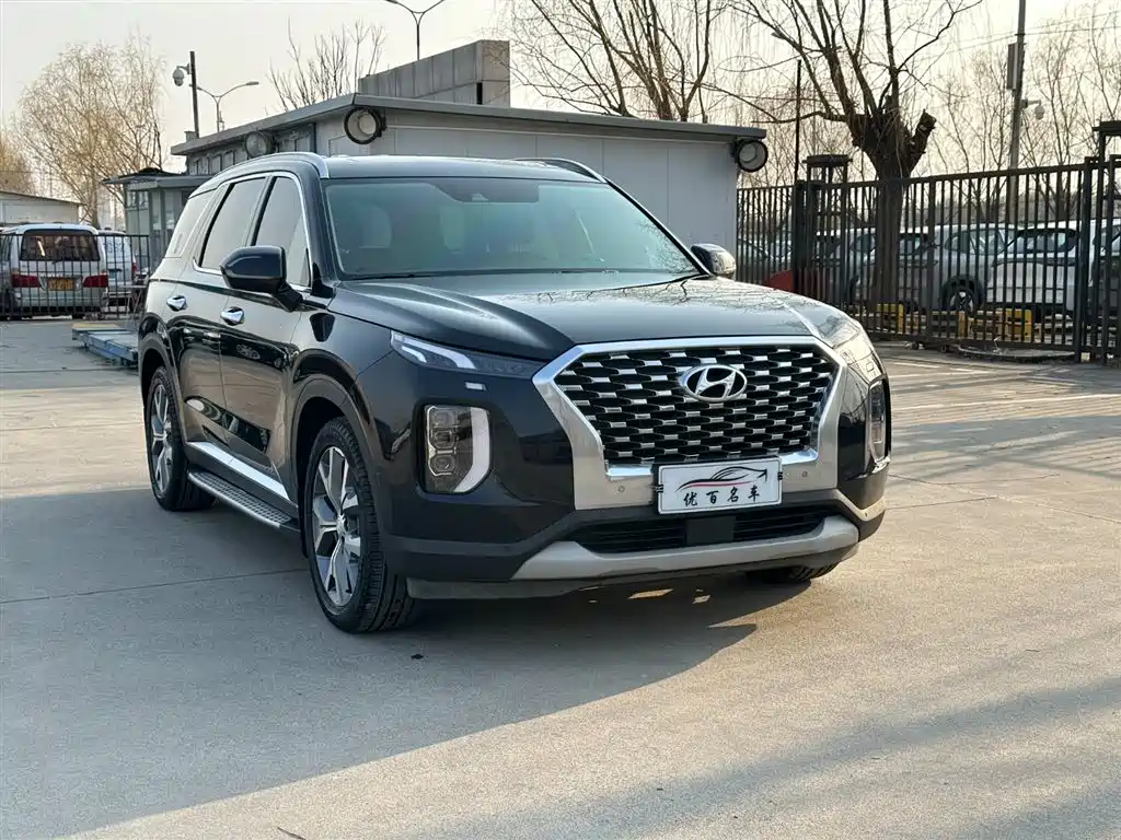 Paristi 2021 3.5L automatic four-wheel drive GLS купить на сайте DeffCars