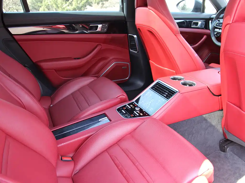 Panamera 2022 Panamera 4 Executive Extended Edition 2.9T купить на сайте DeffCars