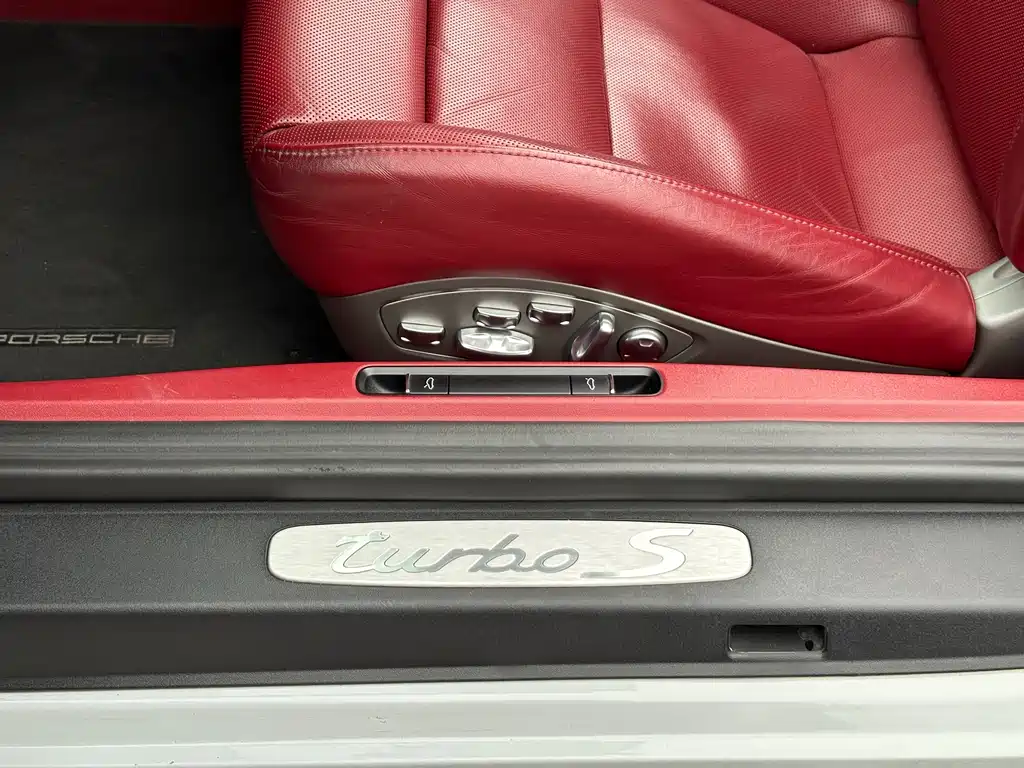 Porsche 911 2016 Turbo S Cabriolet 3.8T купить на сайте DeffCars