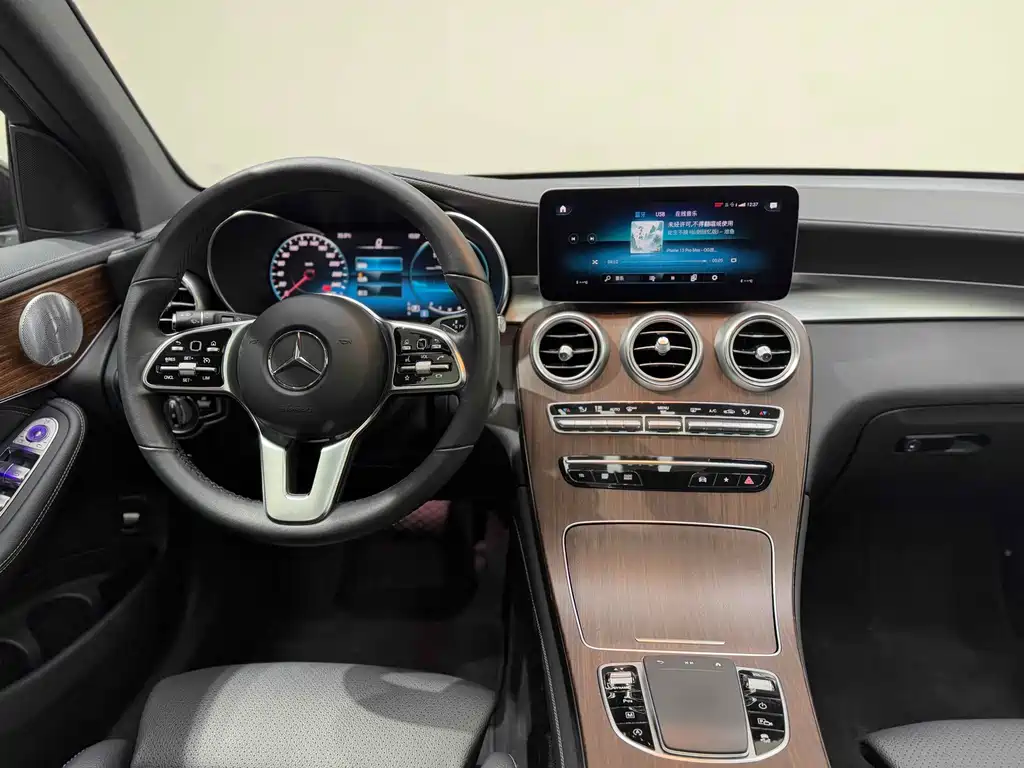 Mercedes-Benz GLC 2020 GLC 300 L 4MATIC luxury model купить на сайте DeffCars