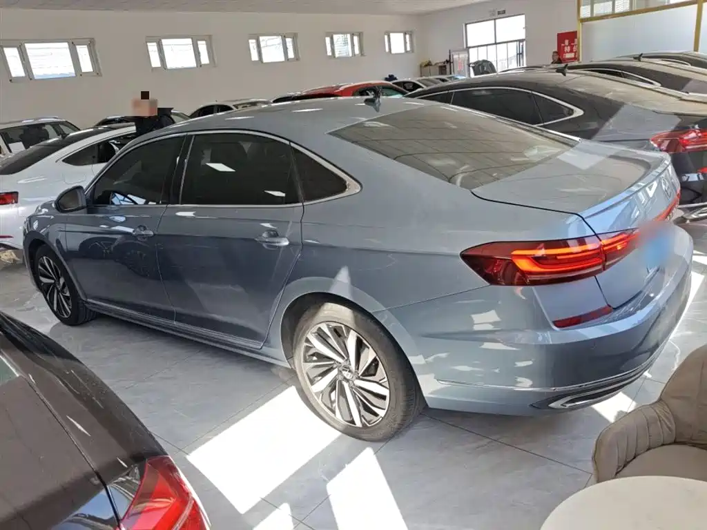 Passat 2022 330TSI Starry Sky Elite Edition купить на сайте DeffCars