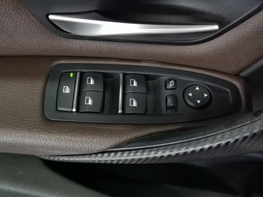 BMW 3 Series 2018 320Li Fashion Model купить на сайте DeffCars