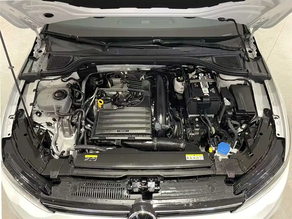 Golf 2023 facelift 280TSI DSG Pro купить на сайте DeffCars