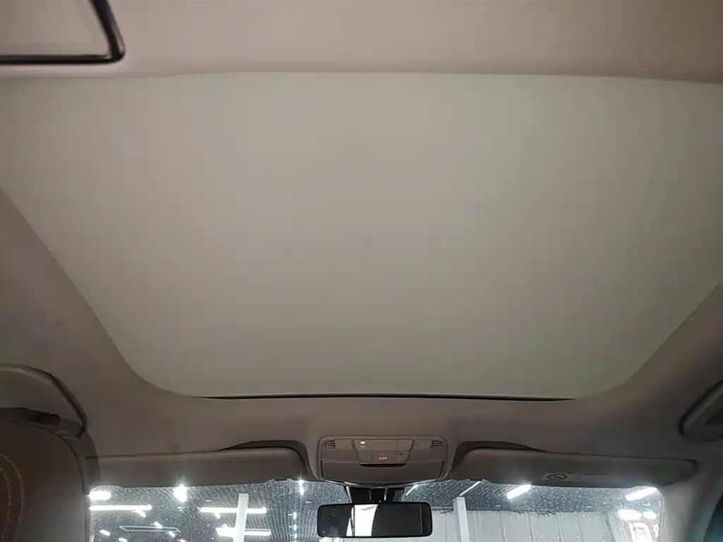 Mercedes-Benz E-Class New Energy 2022 Model 2 E 350 e L plug-in hybrid sedan купить на сайте DeffCars
