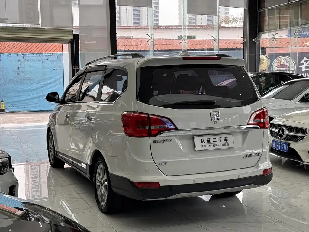 Baojun 730 2016 1.5T manual luxury model 7 seats купить на сайте DeffCars