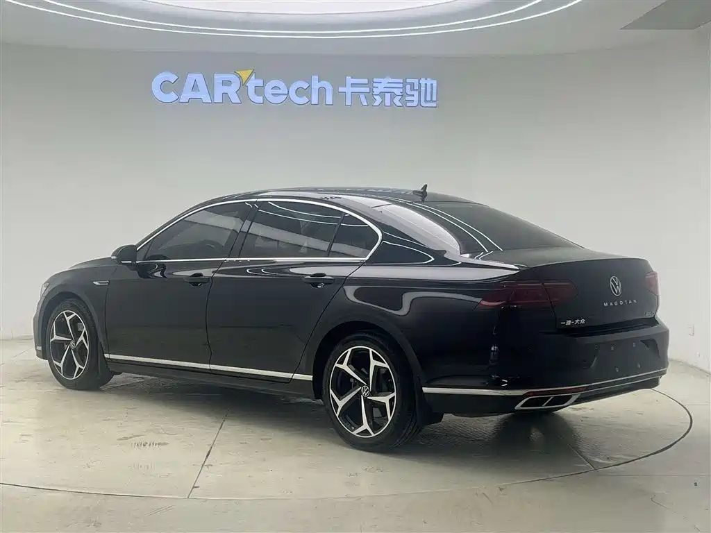 Magotan 2023 2 million commemorative edition 330TSI DSG luxury model купить на сайте DeffCars