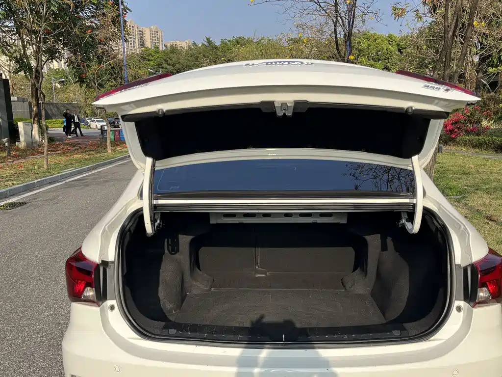 Trumpchi GA4 2018 200T Manual Deluxe Edition купить на сайте DeffCars
