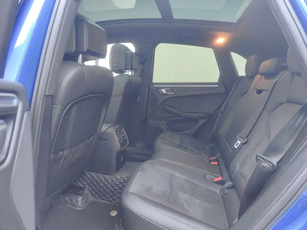 Macan 2017 Macan 2.0T купить на сайте DeffCars