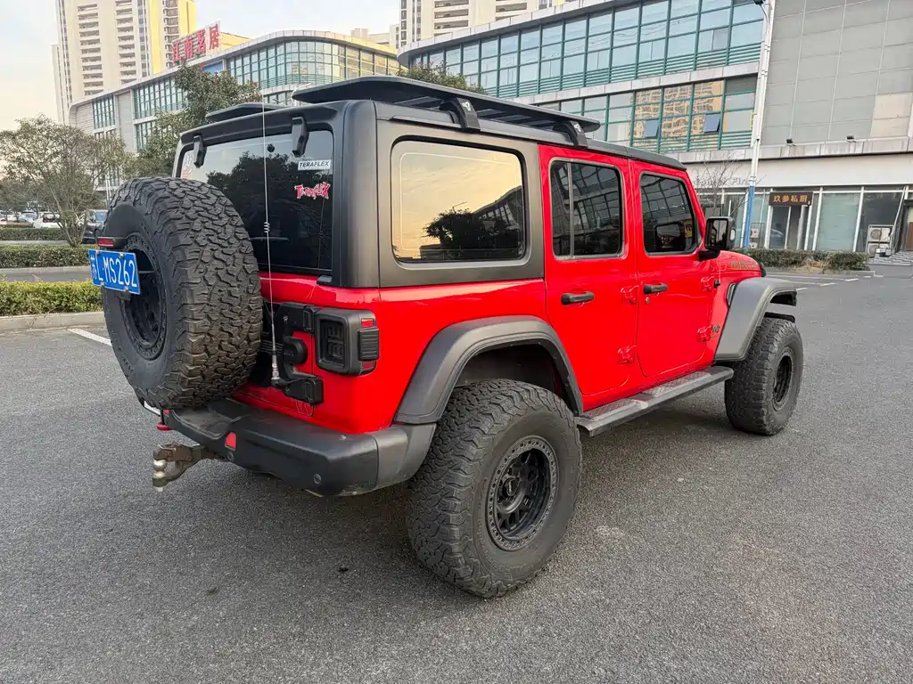 Wrangler 2021 2.0T Robin Hood Four-Door Edition купить на сайте DeffCars