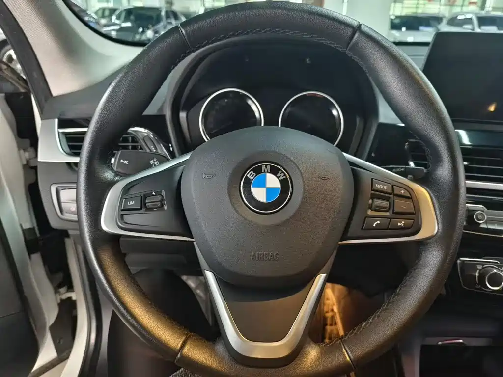 BMW X1 2022 sDrive20Li Fashion Model купить на сайте DeffCars