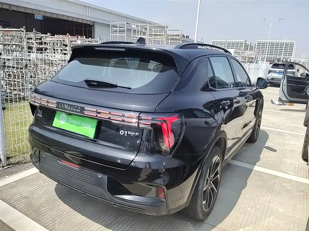 Lynk & Co 01 2023 1.5TD EM-F PM купить на сайте DeffCars