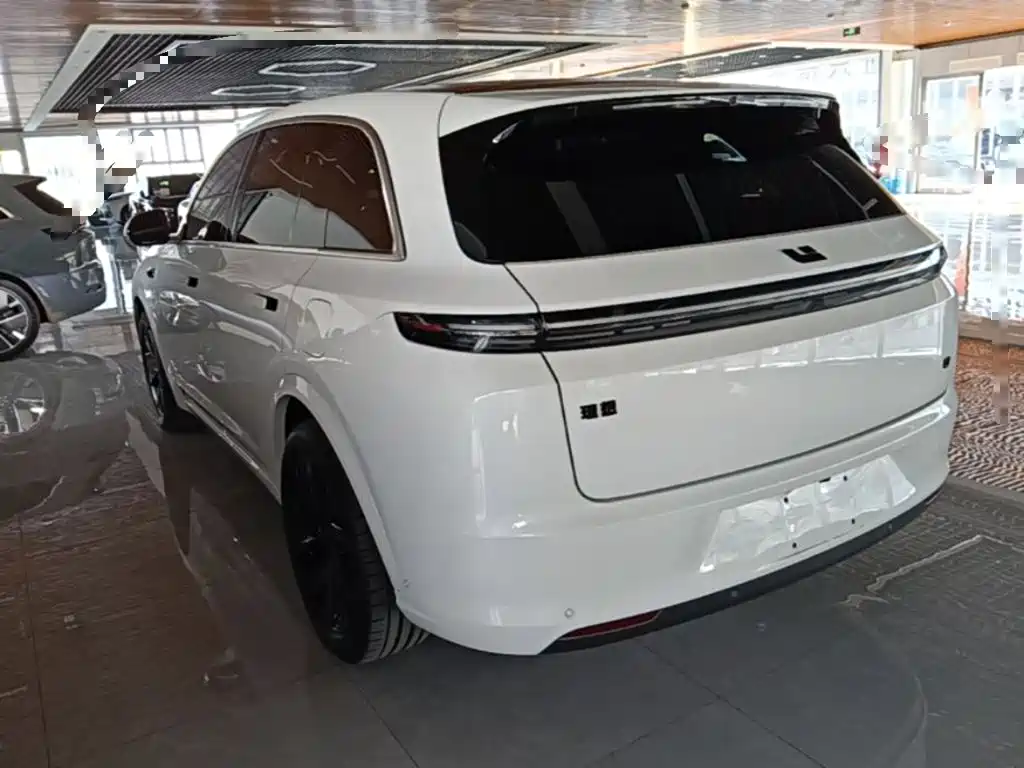 Ideal L7 2023 Pro купить на сайте DeffCars