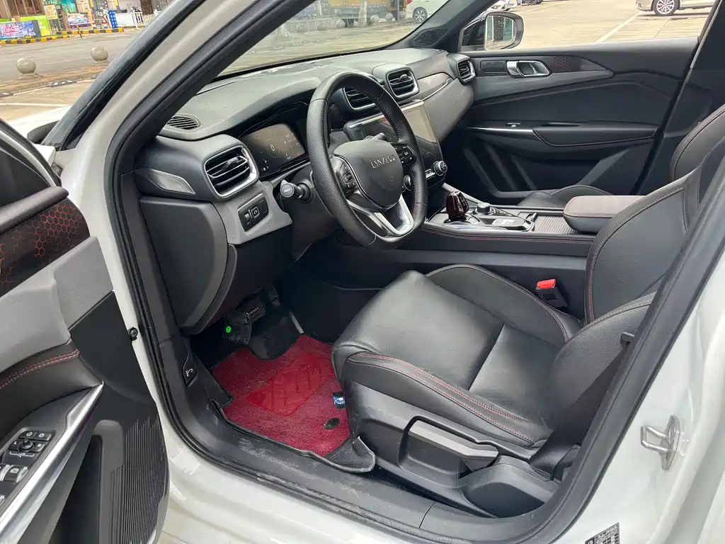 Lynk & Co 03 2019 1.5TD DCT Powerful Edition National VI купить на сайте DeffCars