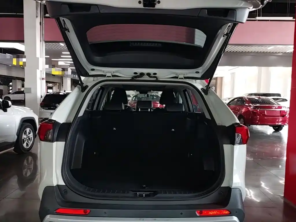 RAV4 Rongfang 2020 2.0L CVT two-wheel drive premium version купить на сайте DeffCars