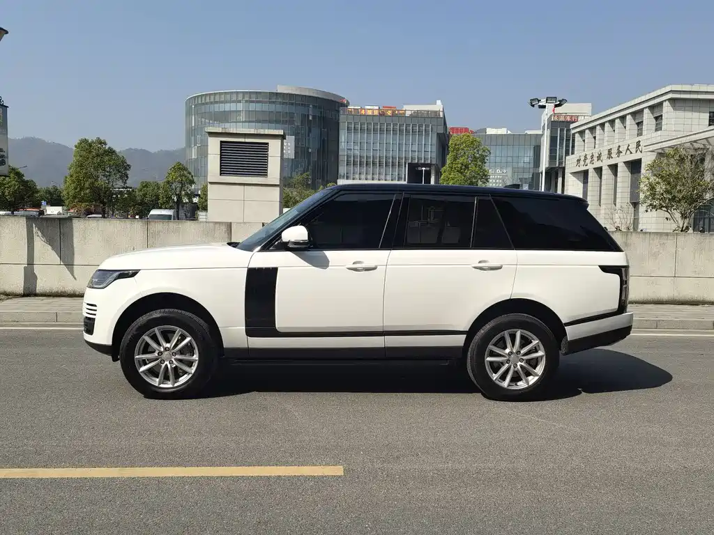 Range Rover 2022 3.0 L6 360PS Grand Edition купить на сайте DeffCars