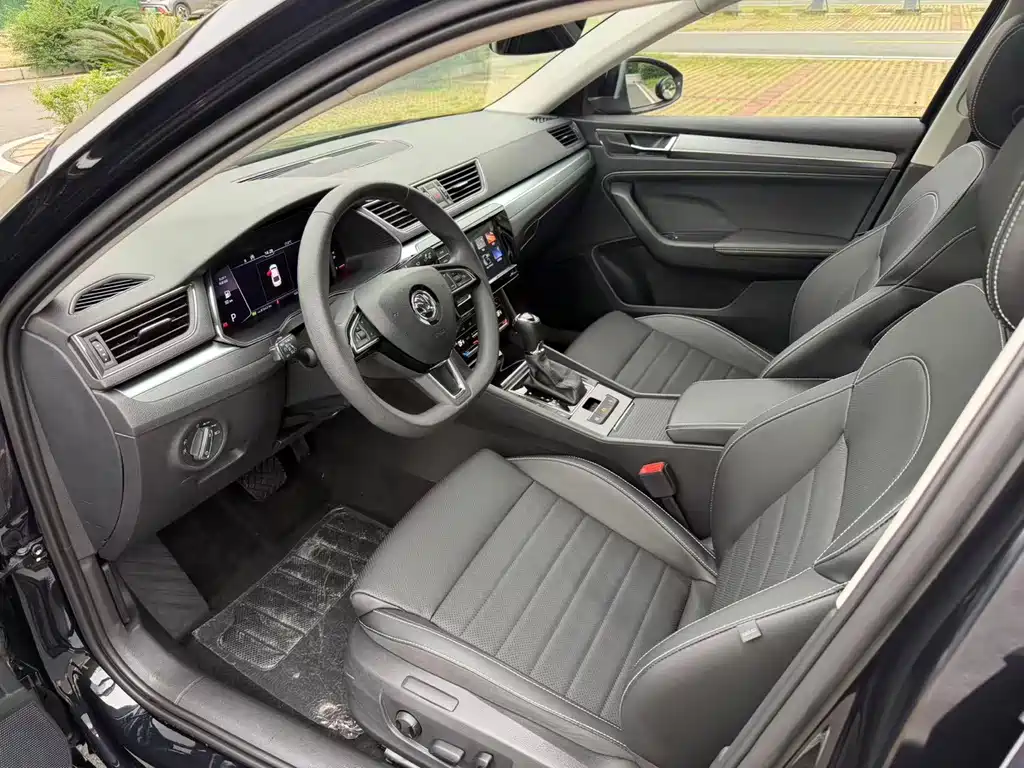 Superb 2019 TSI330 DSG Comfort Edition купить на сайте DeffCars