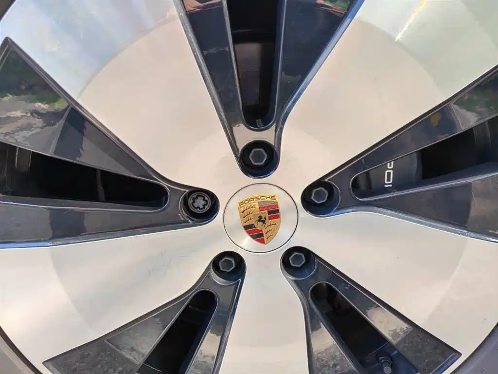 Macan New Energy 2024 Macan 4 купить на сайте DeffCars