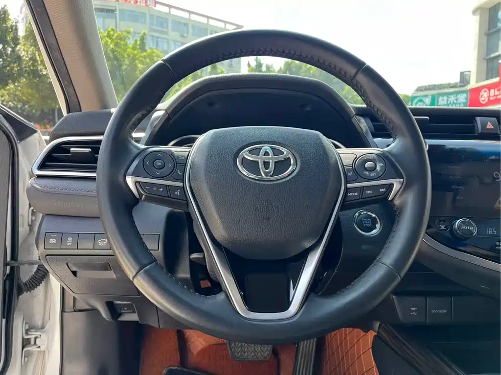Camry 2019 2.5G Deluxe Edition National VI купить на сайте DeffCars
