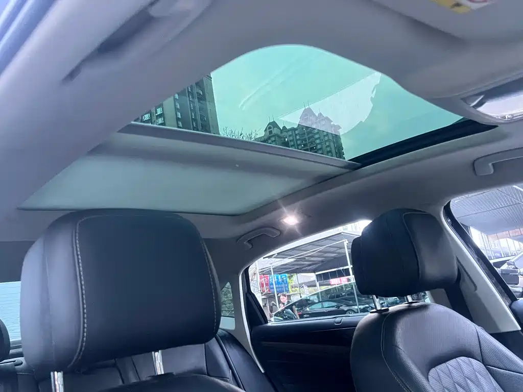 Passat 2019 330TSI Deluxe Edition National VI купить на сайте DeffCars