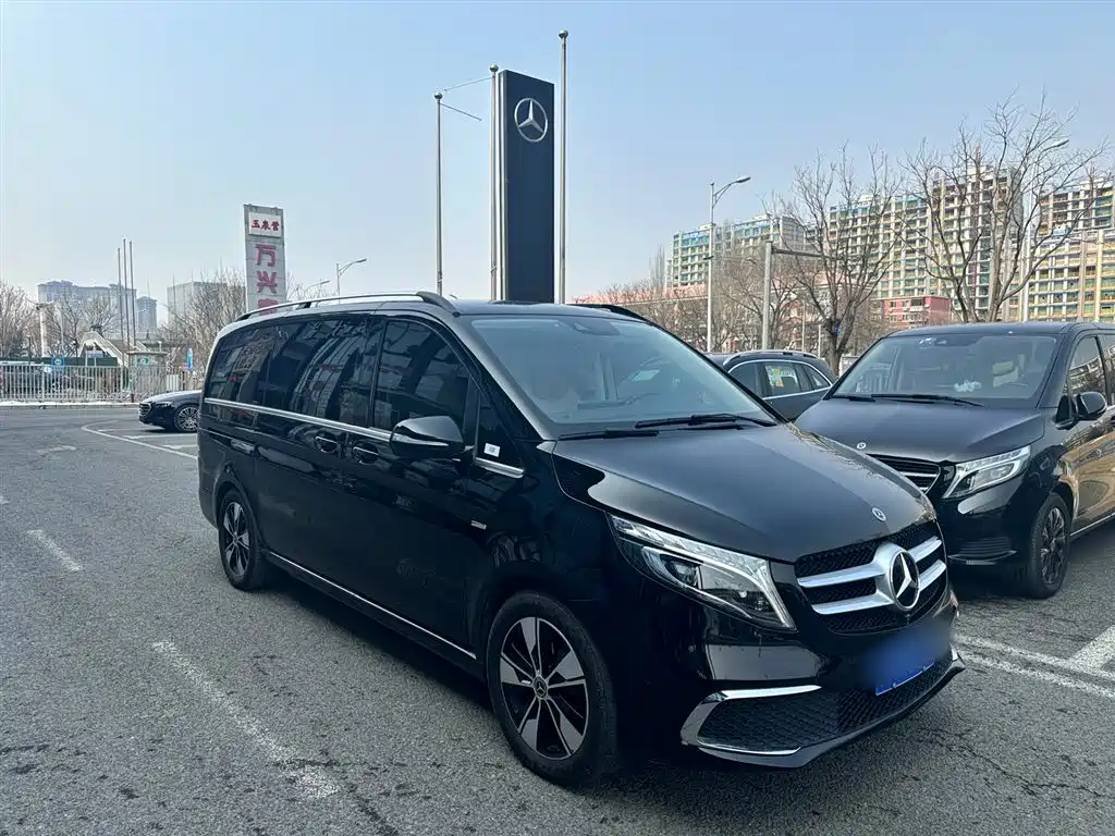Mercedes-Benz V-Class 2022 V 260 Premium Edition купить на сайте DeffCars