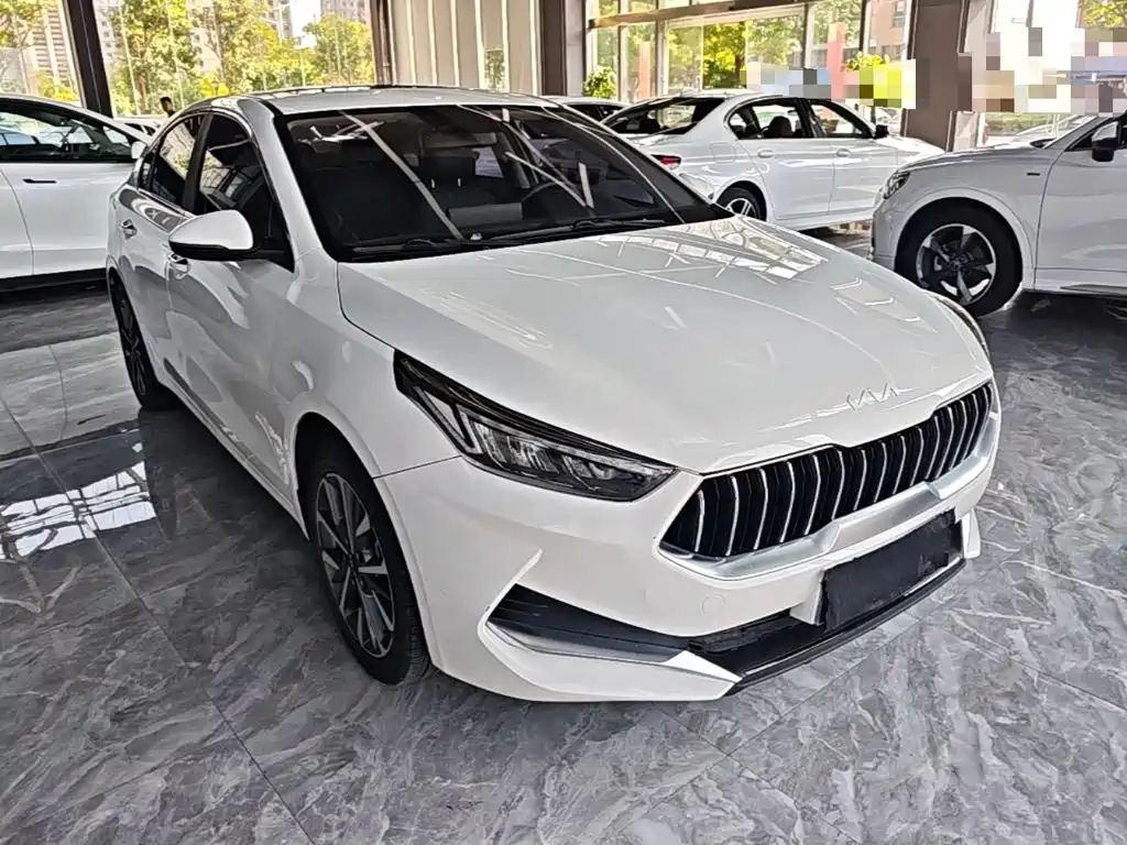 Kia K3 2021 facelift 1.5L CVT fashion version купить на сайте DeffCars