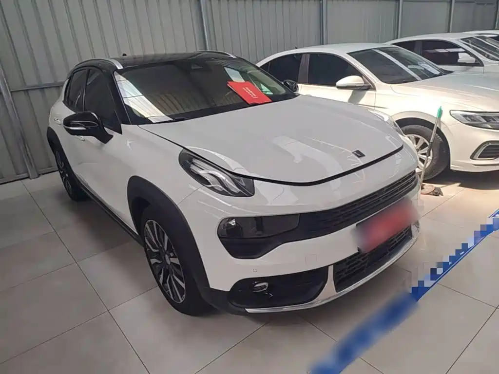 Lynk & Co 02 2018 2.0T DCT four-wheel drive Pro version National V купить на сайте DeffCars