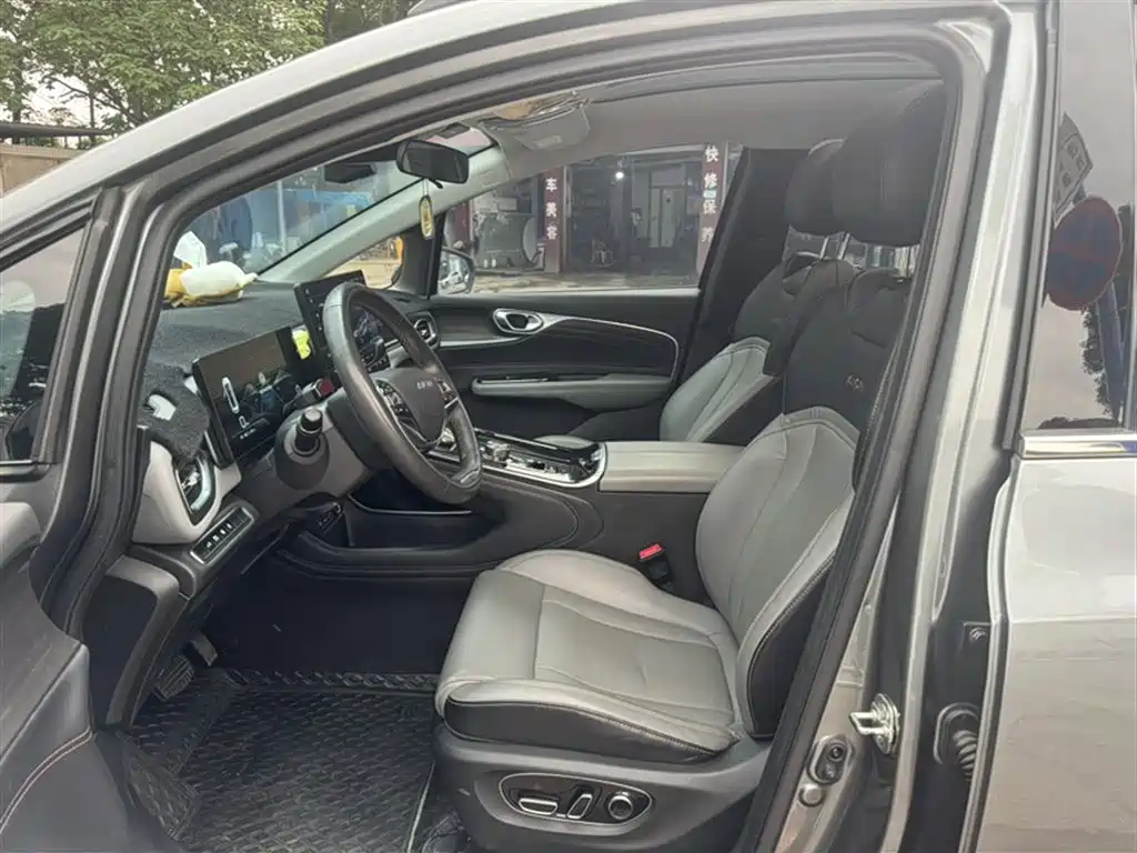 AION V 2022 Plus 80 Leader Edition ternary lithium купить на сайте DeffCars