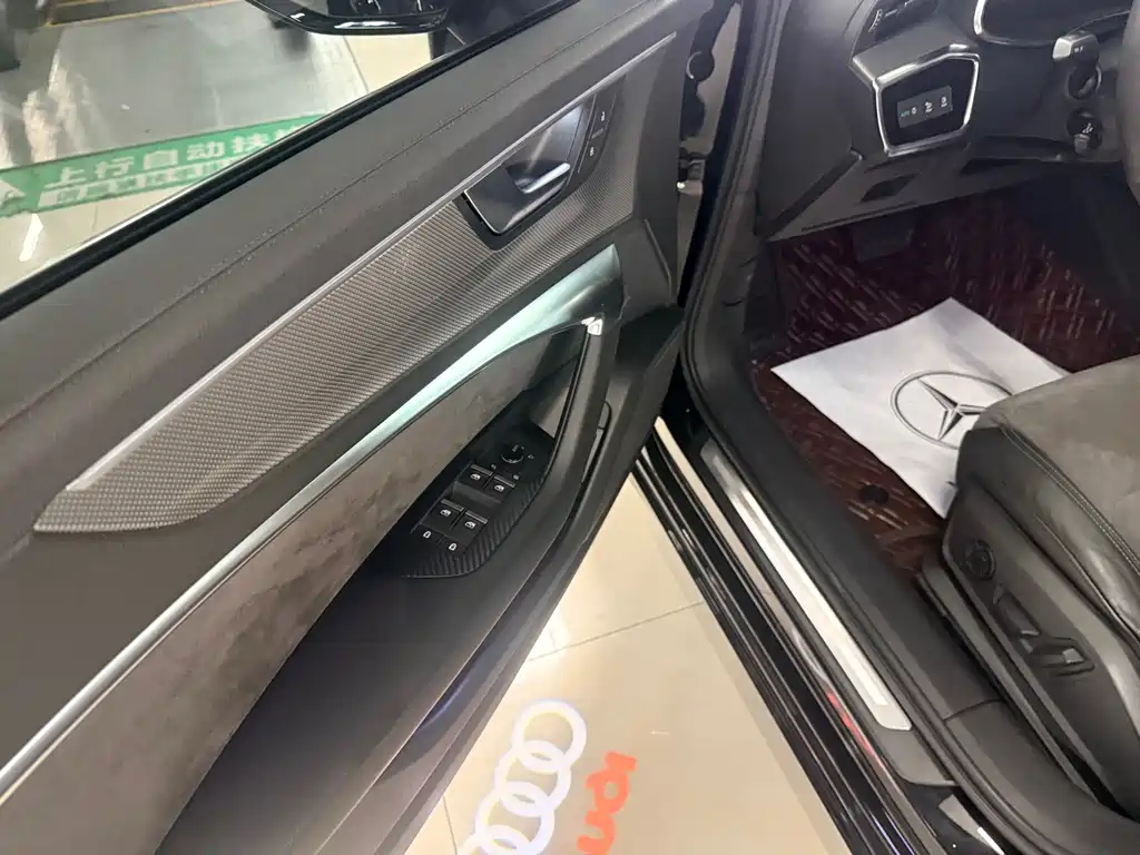 Audi A6L 2019 45 TFSI Premium Dynamic Model купить на сайте DeffCars