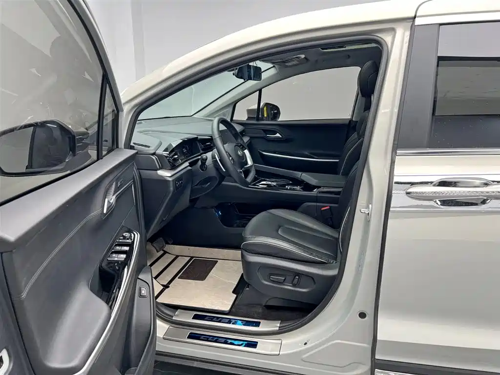 Kusitu 2021 380TGDi Smart Love Premium Edition LUX Premium купить на сайте DeffCars