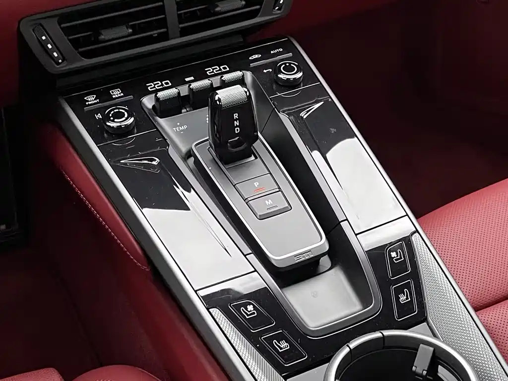 Porsche 911 2025 Carrera 3.0T купить на сайте DeffCars