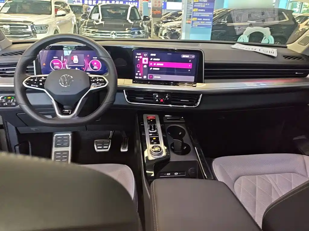 Lanxun 2023 380TSI four-wheel drive R-Line first edition купить на сайте DeffCars