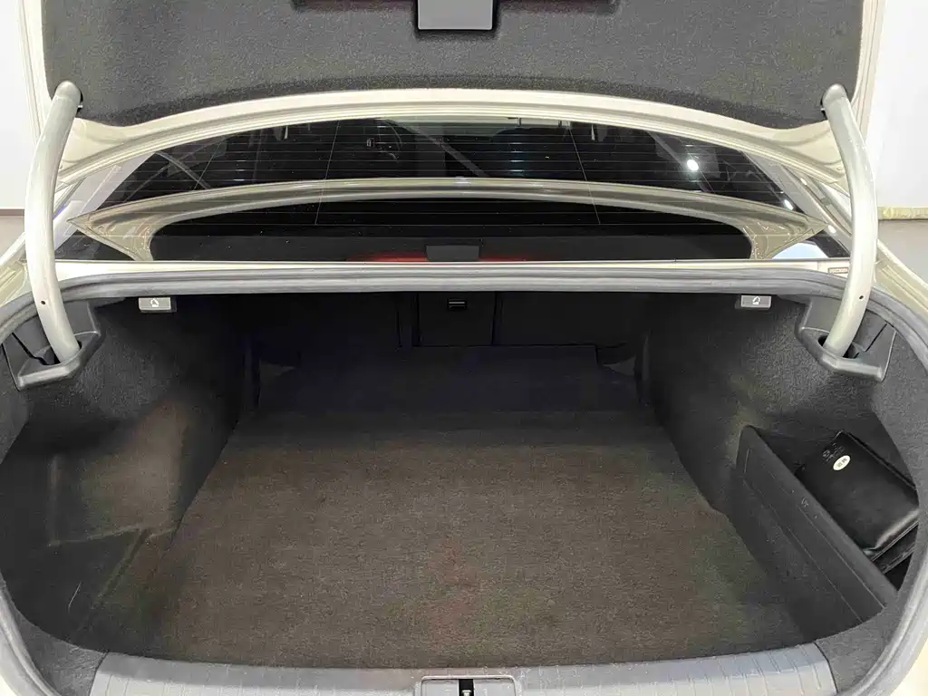 Magotan 2020 330TSI DSG leading model купить на сайте DeffCars