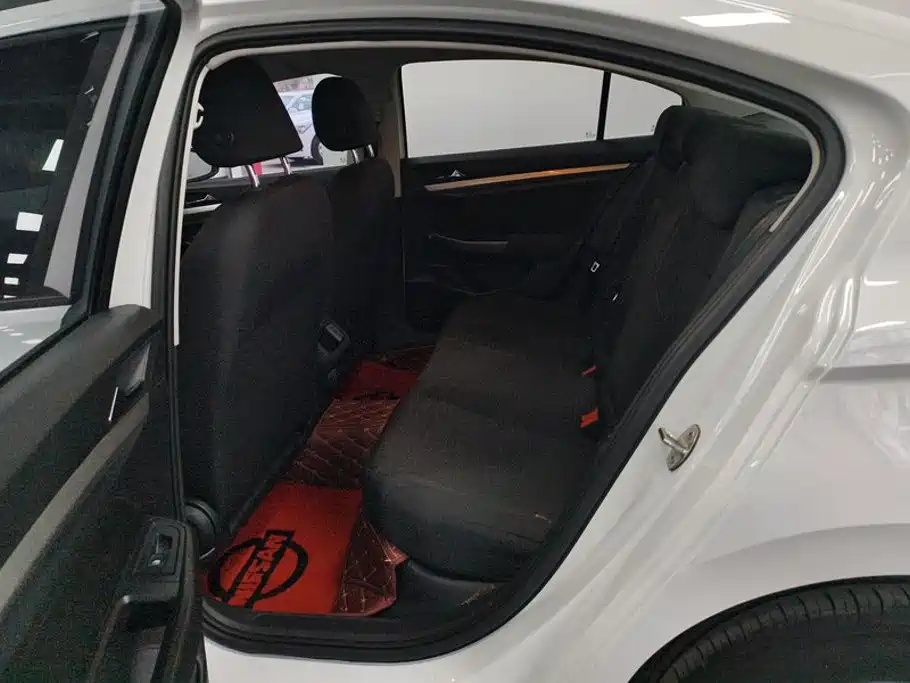 Bora 2021 1.5L automatic fashion smart connected version купить на сайте DeffCars