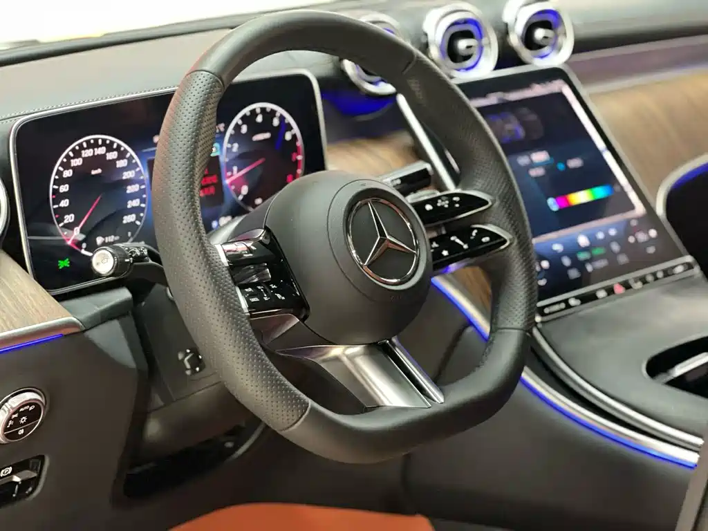 Mercedes-Benz GLC 2024 GLC 300 L 4MATIC Dynamic 7-seater купить на сайте DeffCars