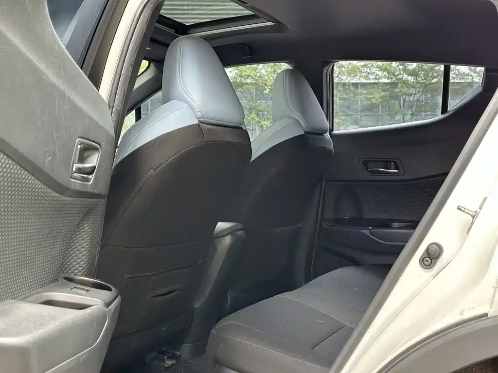 Yize IZOA 2020 2.0L Yixiang CARE купить на сайте DeffCars
