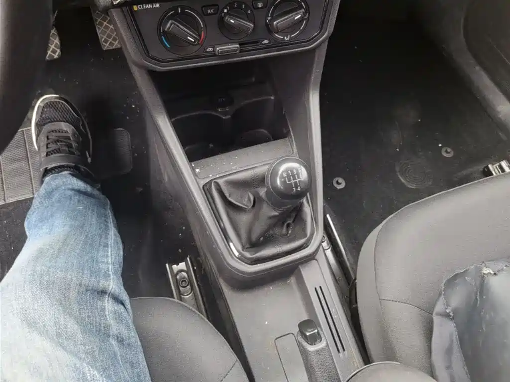 Jetta 2019 Dream Edition 1.4L Manual Fashion купить на сайте DeffCars