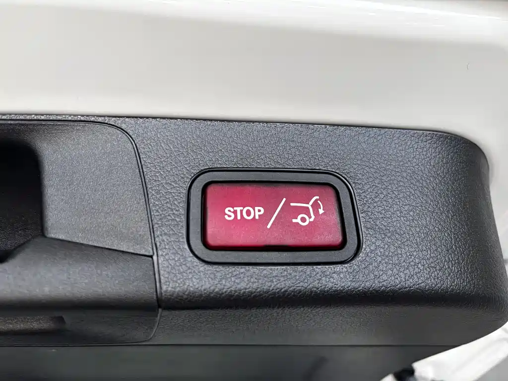 Mercedes-Benz GLB 2025 GLB 220 Fashion Model купить на сайте DeffCars