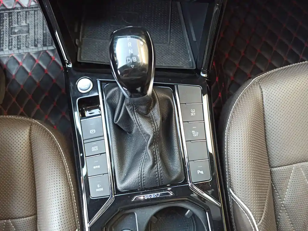 Passat Plug-in Hybrid 2020 430PHEV Hybrid Luxury Edition National VI купить на сайте DeffCars