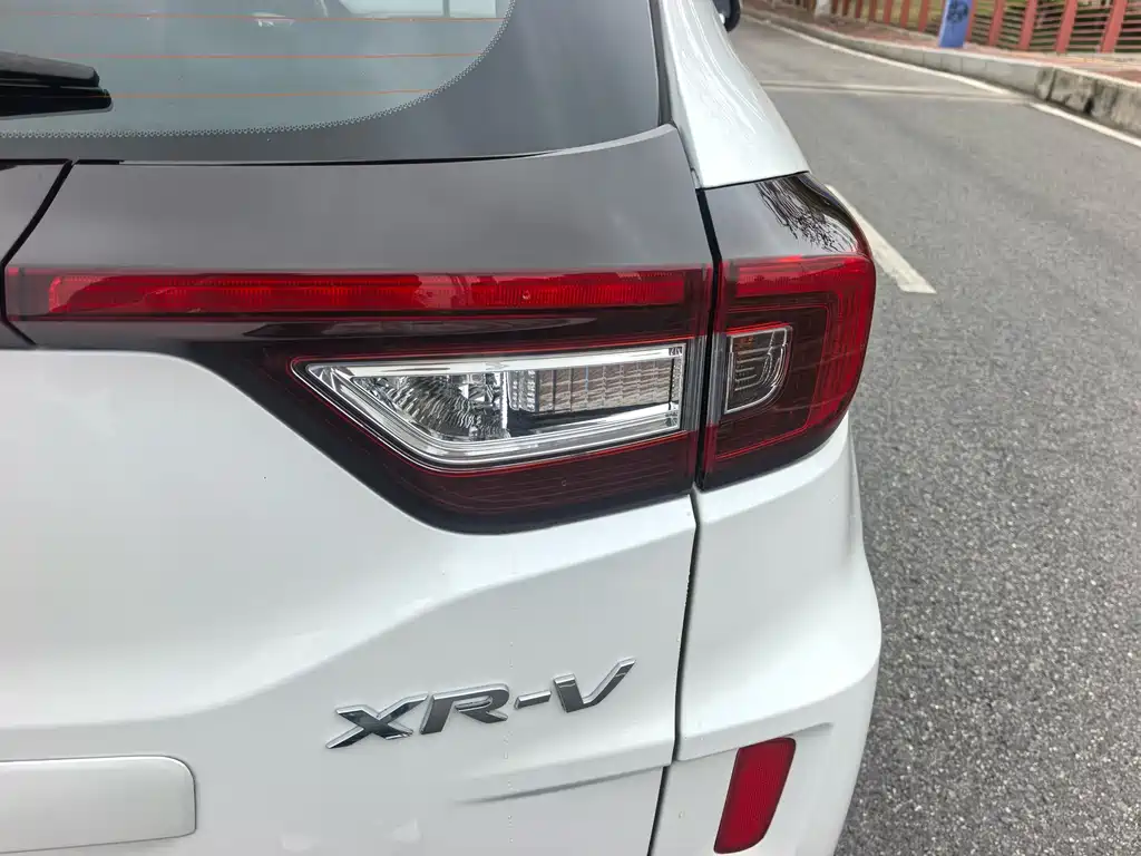 Honda XR-V 2017 1.5L LXi CVT Classic Edition купить на сайте DeffCars