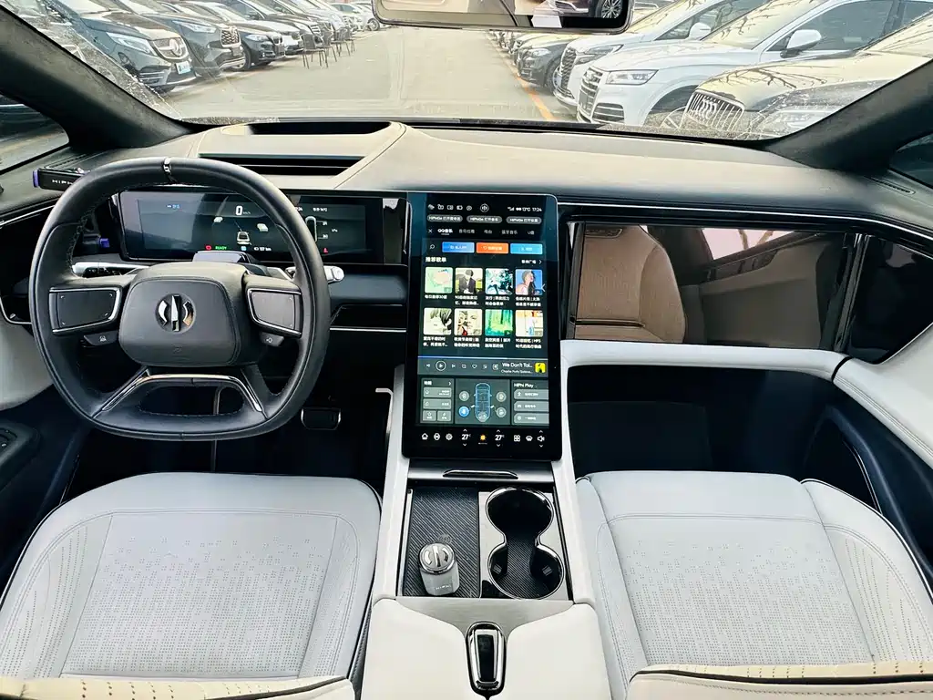 Gaohe HiPhi X 2021 flagship version 6 seats купить на сайте DeffCars