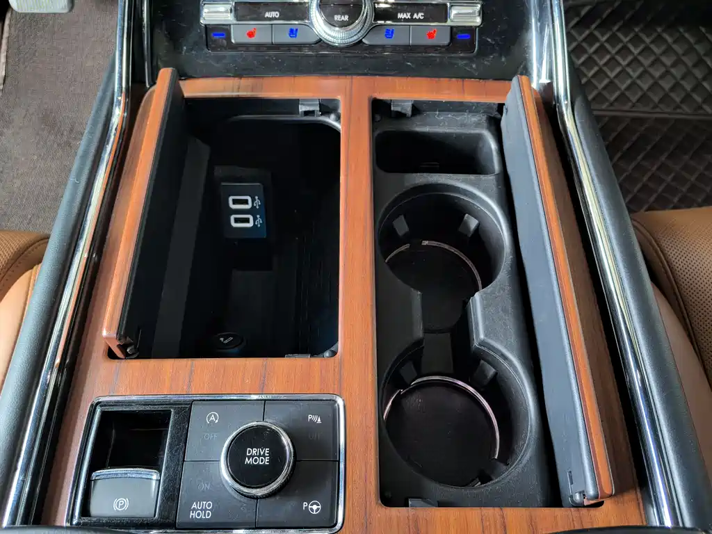 Navigator 2018 3.5T Honor Edition National V купить на сайте DeffCars