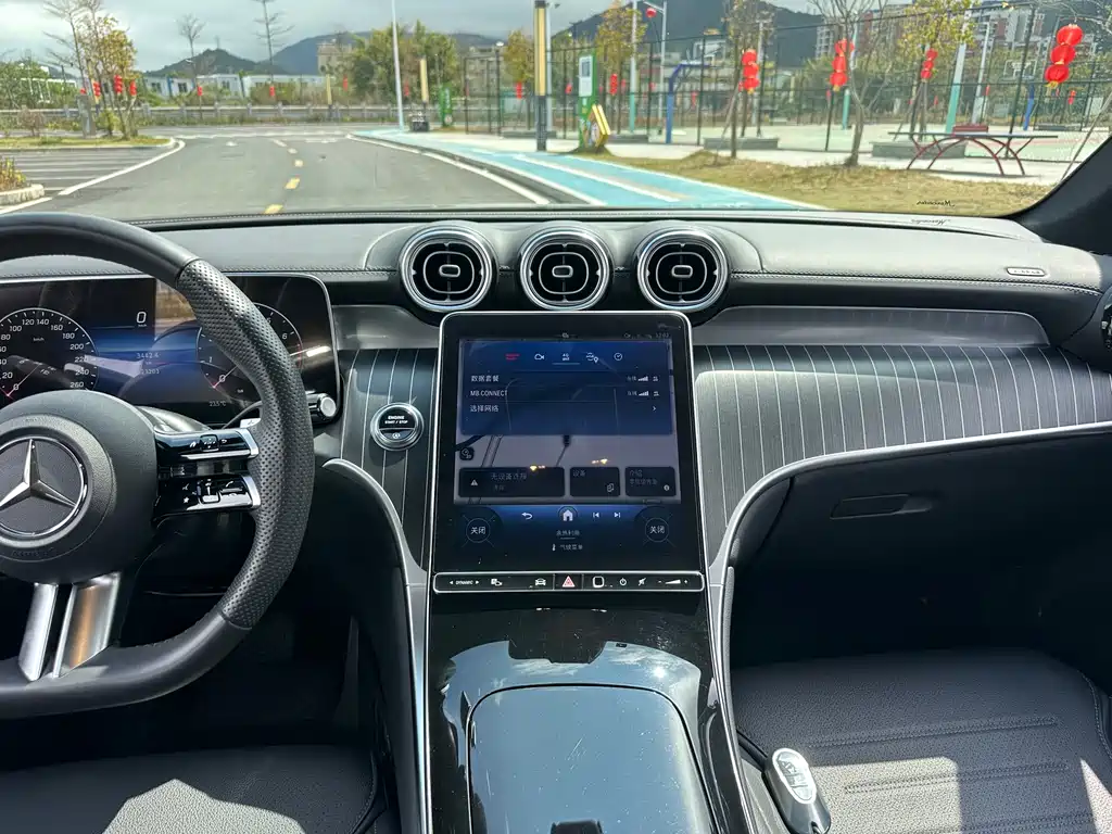 Mercedes-Benz GLC 2024 facelift GLC 300 L 4MATIC dynamic 5-seater купить на сайте DeffCars