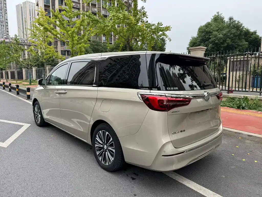 Buick GL8 2021 ES Lu Zun 653T luxury model купить на сайте DeffCars