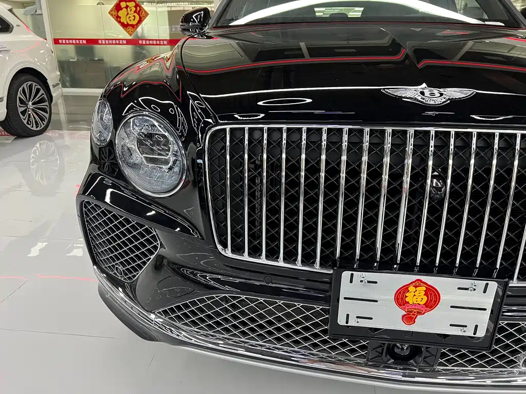Bentayga 2024 4.0T V8 купить на сайте DeffCars