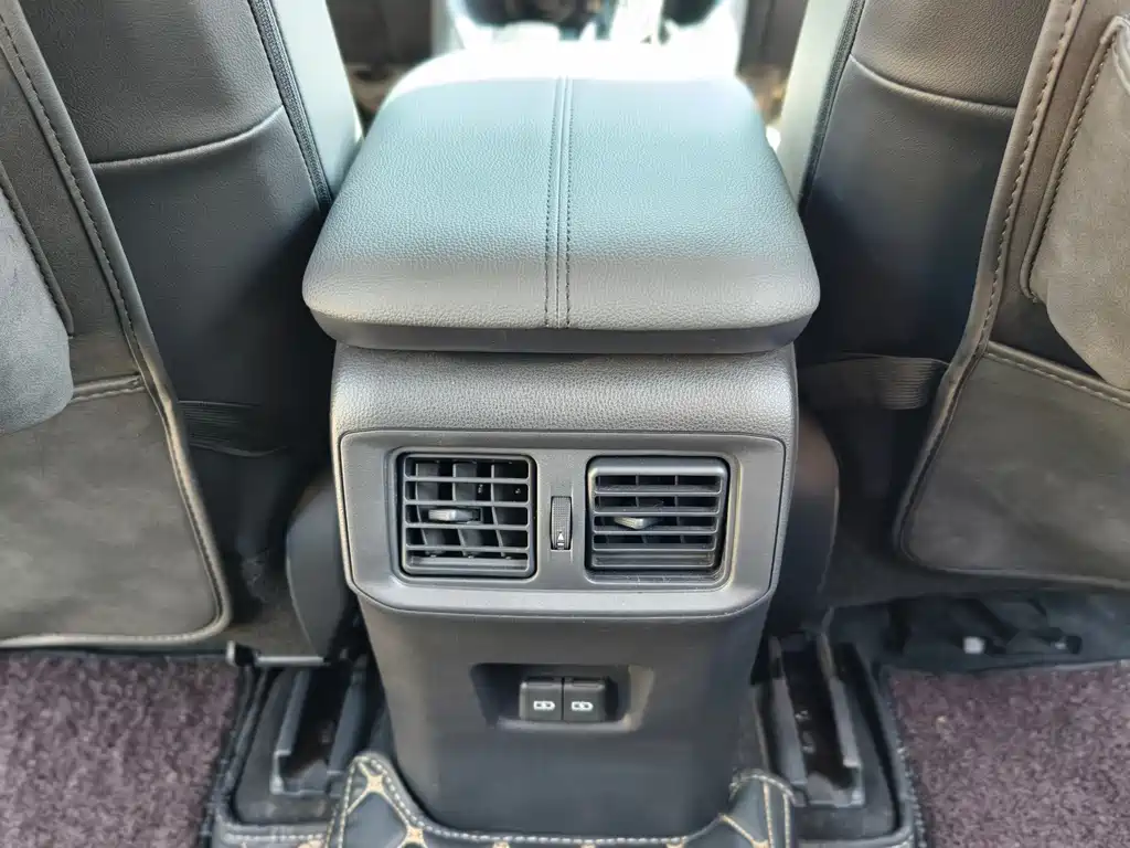 Weilanda 2024 2.0L CVT two-wheel drive urban version купить на сайте DeffCars