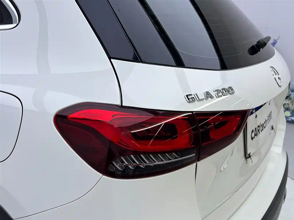 Mercedes-Benz GLA 2020 GLA 200 купить на сайте DeffCars