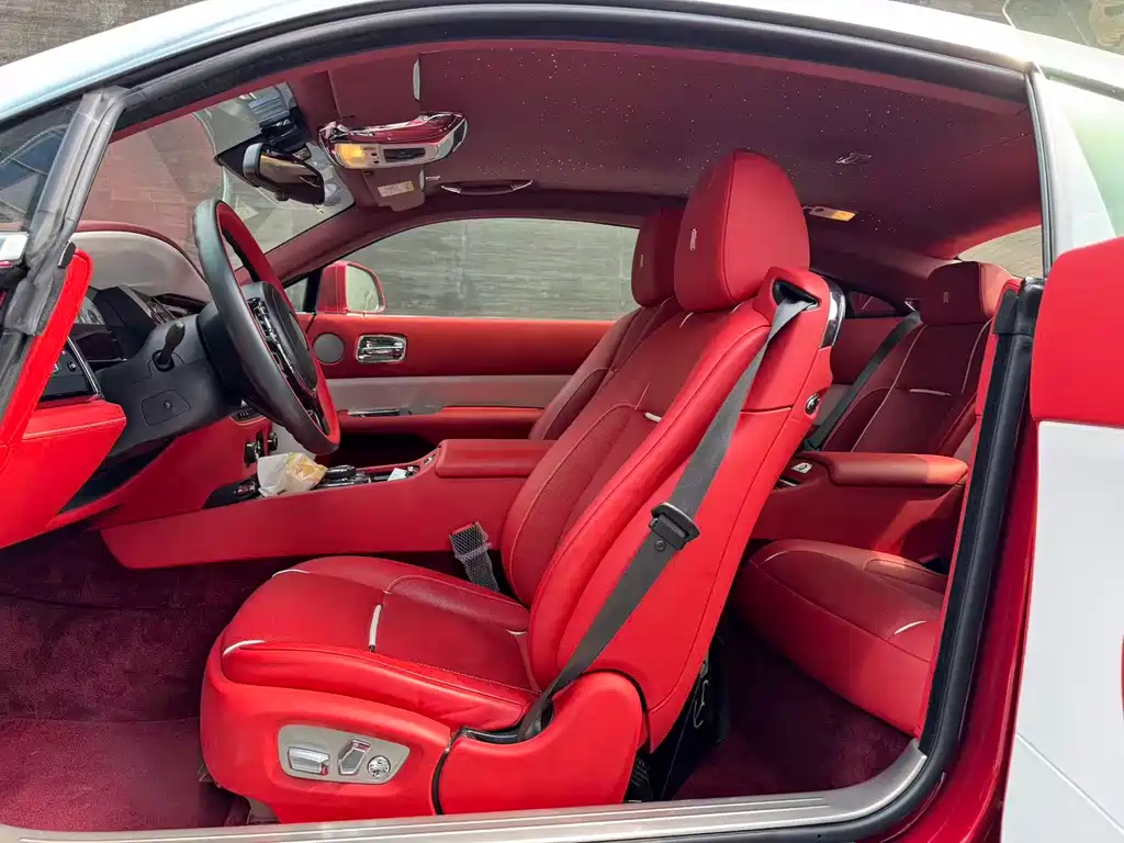 Phantom 2018 6.6T standard model купить на сайте DeffCars