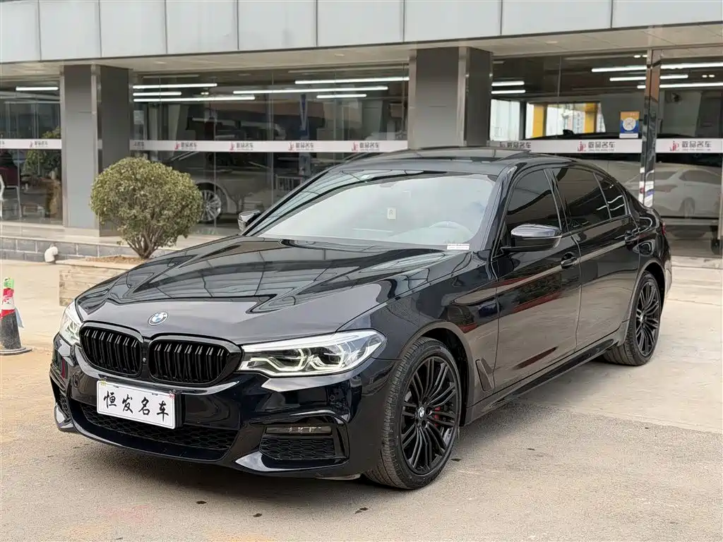 BMW 5 Series 2019 530Li Exclusive M Sports Package купить на сайте DeffCars