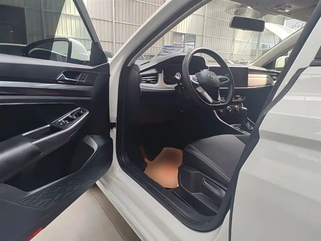 Bora 2024 200TSI DSG Changxing Edition купить на сайте DeffCars