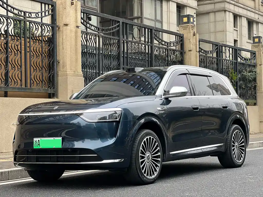 Wenjie M8 2025 extended range Max+ version 53.4kWh 5-seater version купить на сайте DeffCars